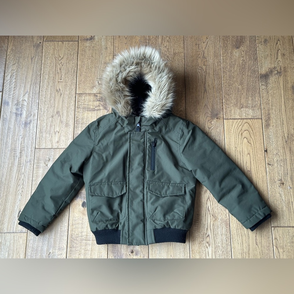 Primark Olive Green Bomber Jacket with Faux Fur Trim Hood size 4-5